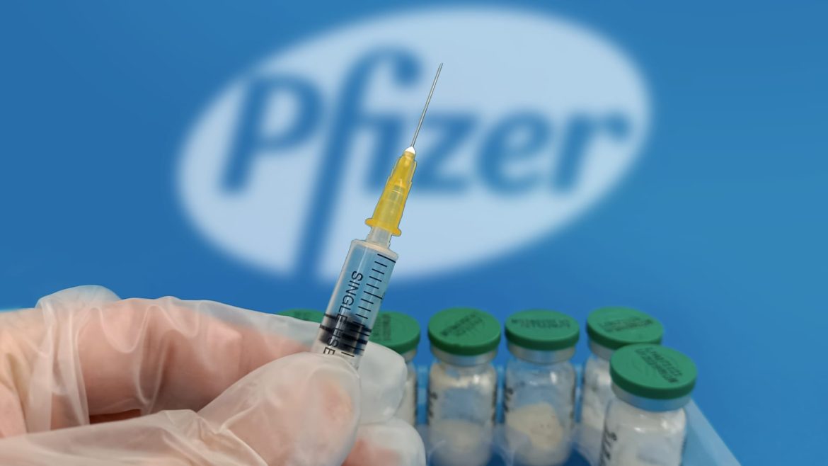 107261576-1687527105423-gettyimages-1246630917-Illustration_Pfizer_Inc.jpeg